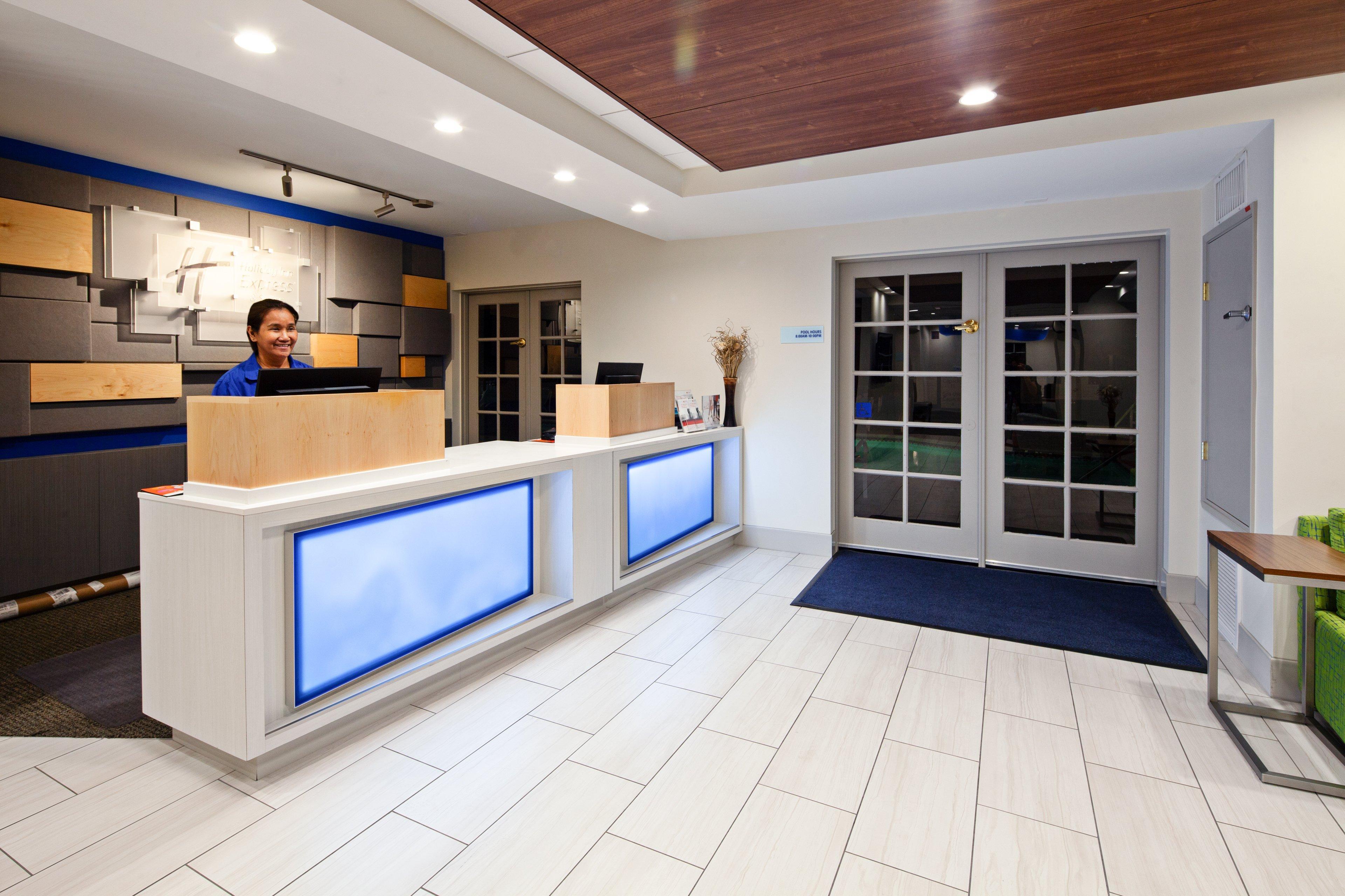 Holiday Inn Express Hotel & Suites San Diego-Escondido By Ihg Εξωτερικό φωτογραφία