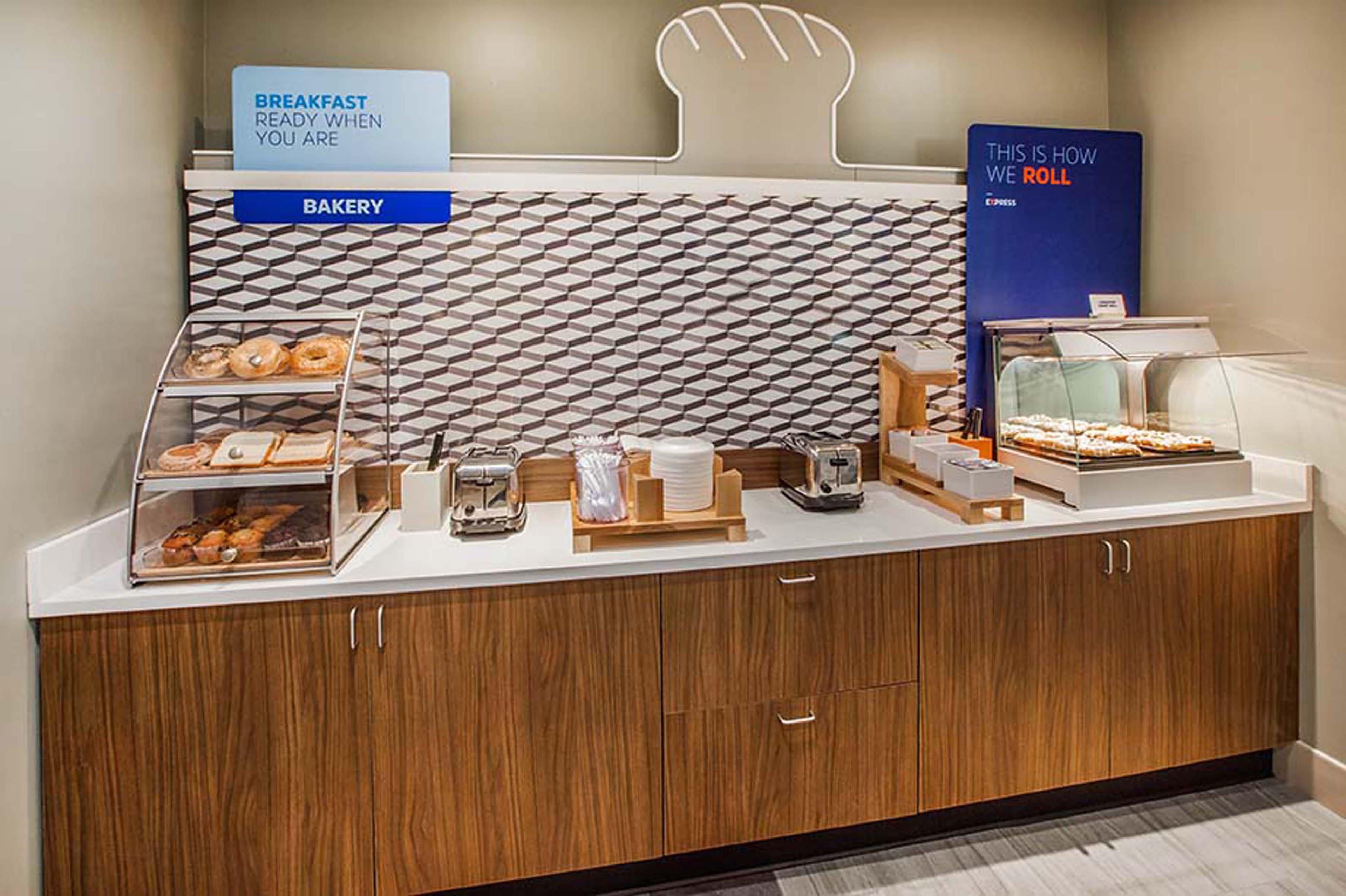 Holiday Inn Express Hotel & Suites San Diego-Escondido By Ihg Εξωτερικό φωτογραφία