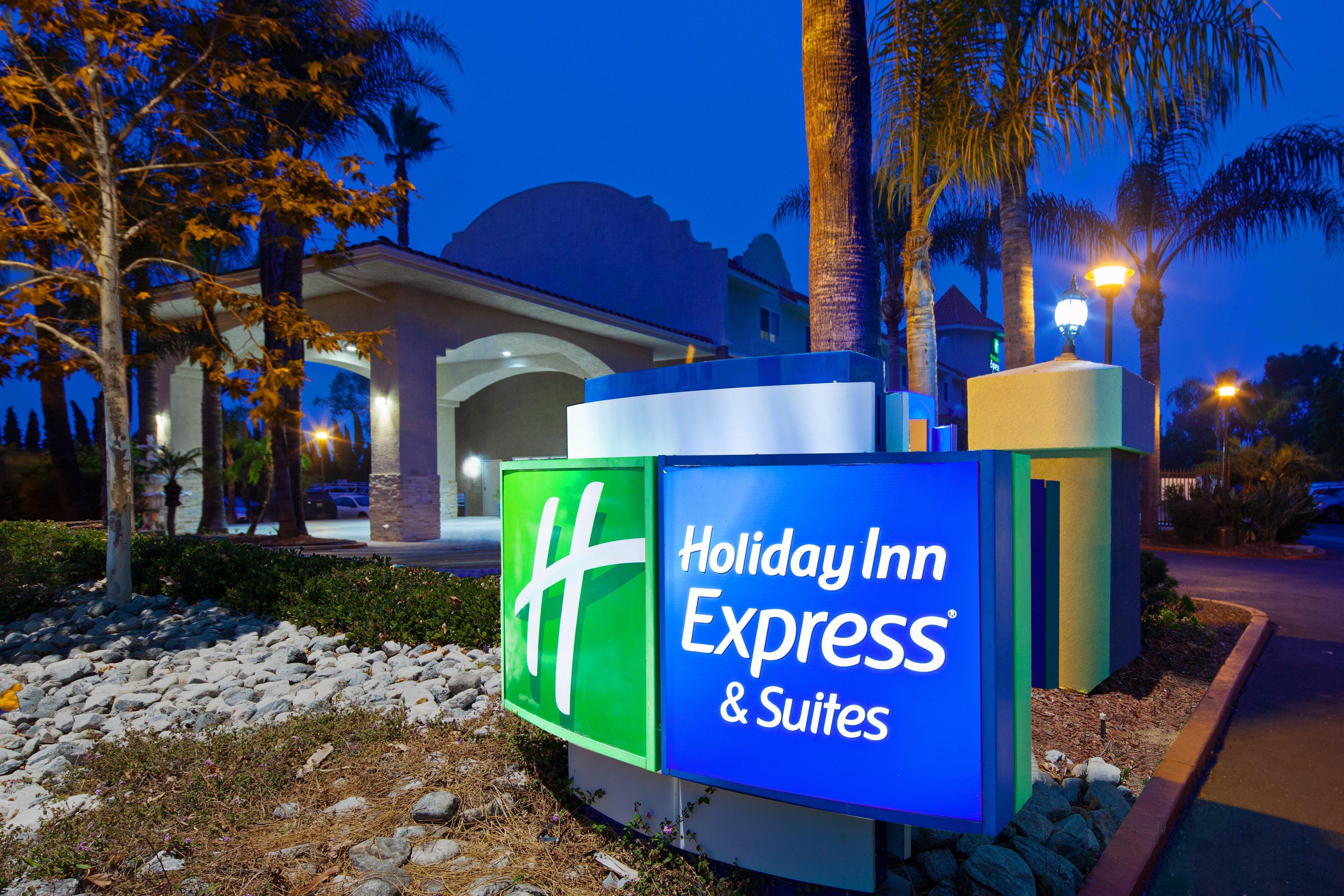 Holiday Inn Express Hotel & Suites San Diego-Escondido By Ihg Εξωτερικό φωτογραφία