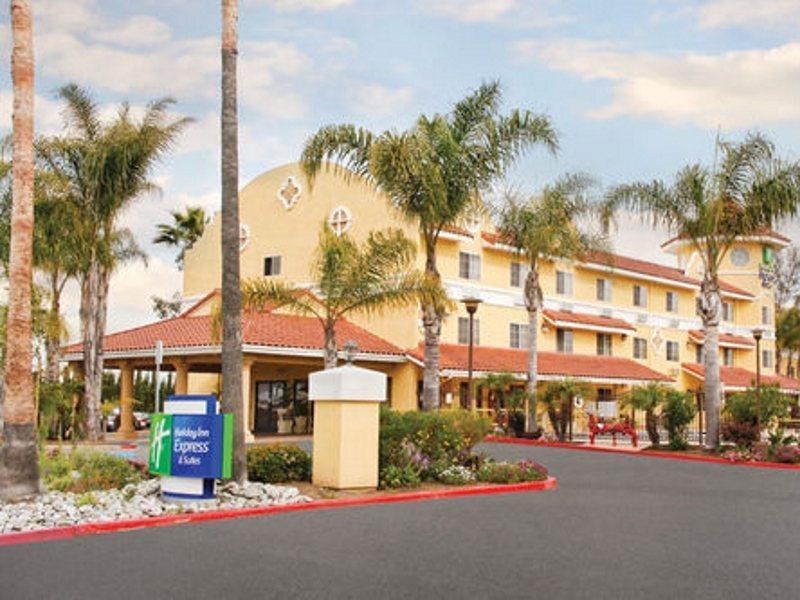 Holiday Inn Express Hotel & Suites San Diego-Escondido By Ihg Εξωτερικό φωτογραφία