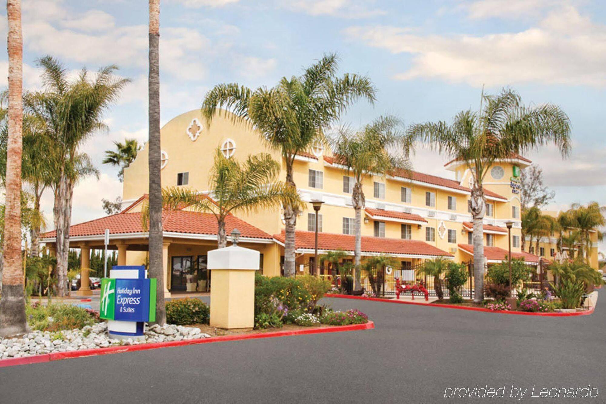 Holiday Inn Express Hotel & Suites San Diego-Escondido By Ihg Εξωτερικό φωτογραφία